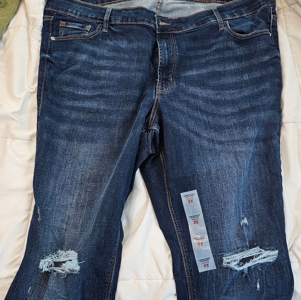 Mid-Rise Skinny Jeans